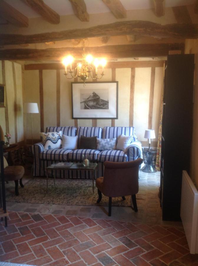 Le Clos-Masure De Beatrice Montreuil-en-Caux Екстер'єр фото